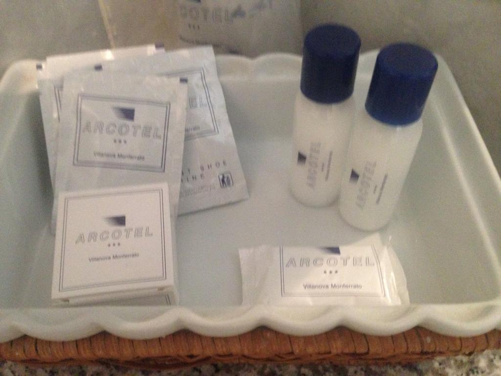 Villanova Monferrato Arcotel חדר תמונה